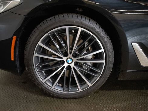 Used 2022 BMW 540i xDrive w/ Premium Package AWD/4WD image 9
