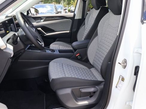 Certified 2025 Volkswagen Tiguan S image 12