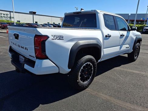 New 2026 Toyota Tacoma TRD Off-Road AWD/4WD image 7