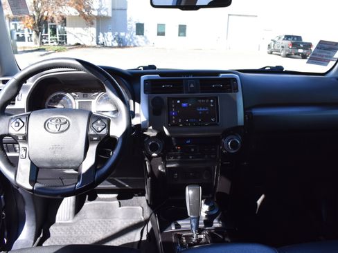 Used 2019 Toyota 4Runner Limited image 33
