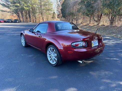 Used 2007 MAZDA MX-5 Miata Grand Touring w/ Premium Pkg image 29