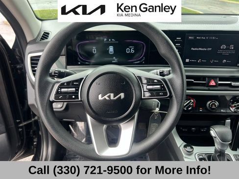 Certified 2024 Kia Seltos LX AWD/4WD image 34