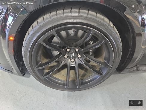 Used 2019 Dodge Charger Scat Pack RWD image 11