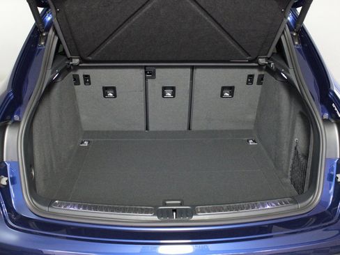 Used 2025 Porsche Macan image 15