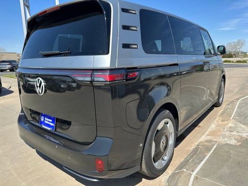 New 2025 Volkswagen ID. Buzz Pro S image 7