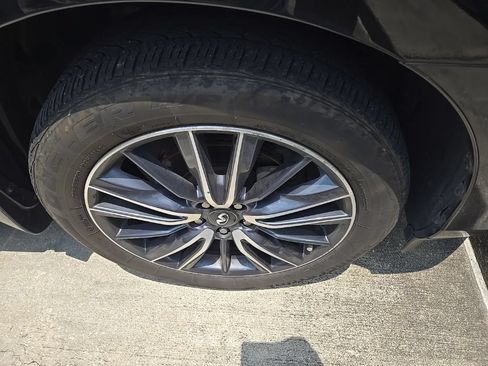 Used 2017 INFINITI QX60 FWD w/ Deluxe Technology Package image 4