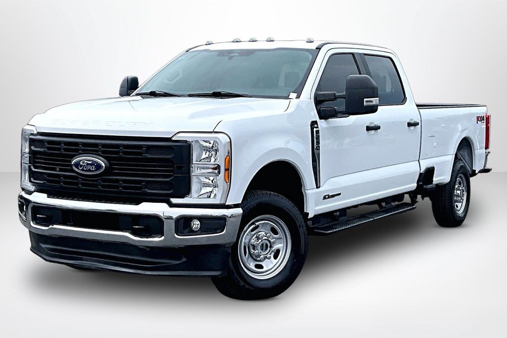 Used 2024 Ford F250 XL w/ FX4 Off-Road Package AWD/4WD image 3