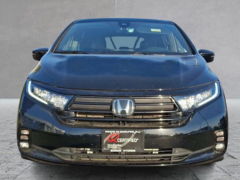 Used 2023 Honda Odyssey Sport image 2