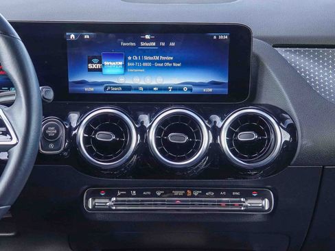 Certified 2025 Mercedes-Benz GLA 250 GLA 250 image 13