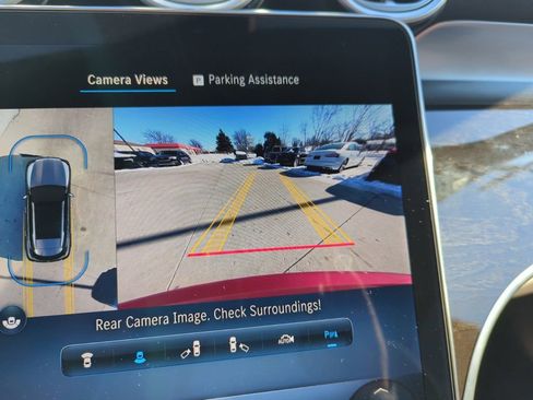 New 2025 Mercedes-Benz GLC 350e 4MATIC image 23