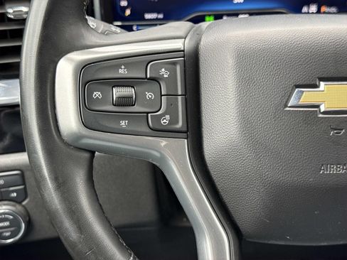 Used 2025 Chevrolet Silverado 1500 LT AWD/4WD image 13