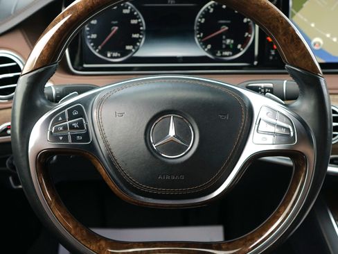 Used 2015 Mercedes-Benz S 550 4MATIC Sedan image 18