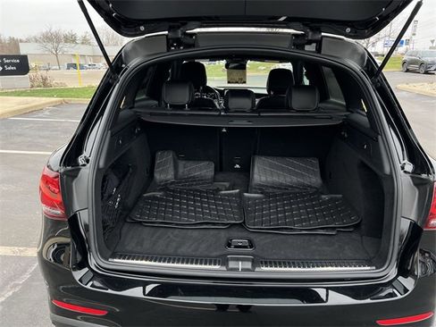 Used 2022 Mercedes-Benz GLC 300 4MATIC image 21