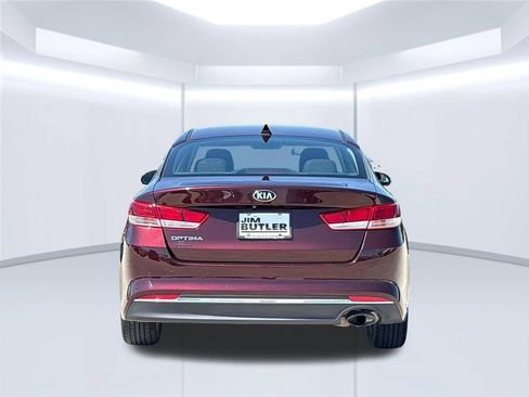 Used 2018 Kia Optima LX w/ 17" Alloy Wheels Package FWD image 4