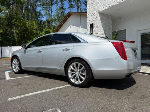 Used 2016 Cadillac XTS Luxury image 3