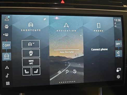 New 2025 Land Rover Range Rover SE image 24