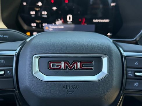 New 2026 GMC Canyon AT4 w/ Technology Plus Package AWD/4WD image 24