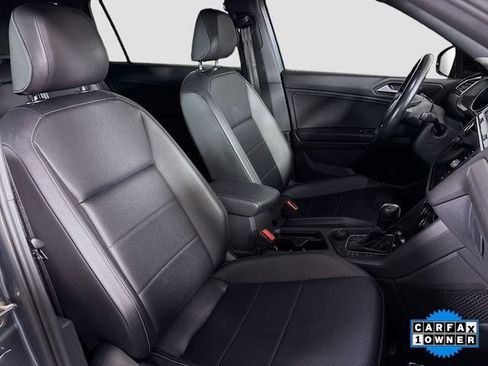 Used 2021 Volkswagen Tiguan SE R-Line image 29