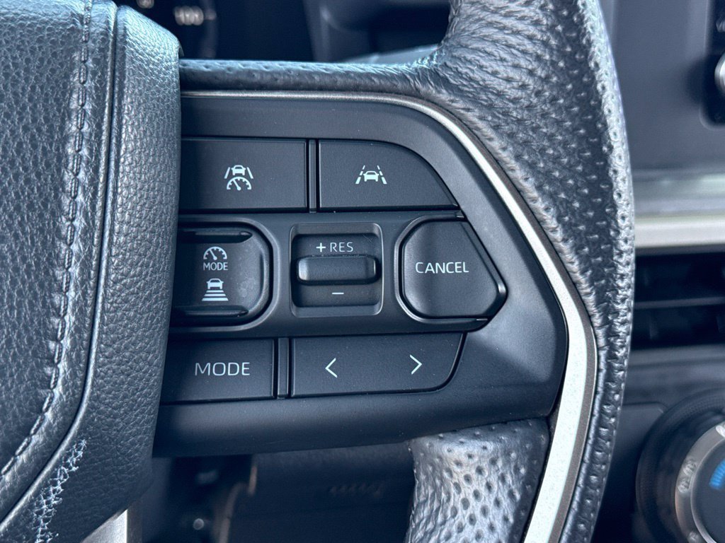 Used 2025 Toyota Tacoma TRD Off-Road AWD/4WD image 22
