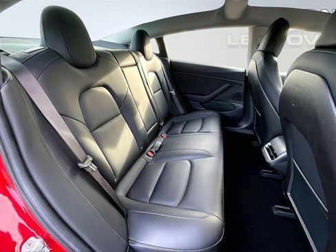 Used 2018 Tesla Model 3 Long Range image 26