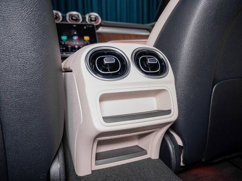 New 2026 Mercedes-Benz C 300 Sedan image 23