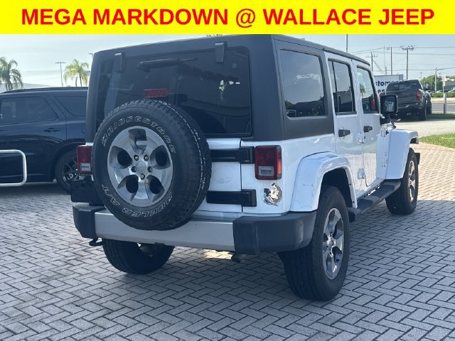 Used 2017 Jeep Wrangler Unlimited Sahara w/ Connectivity Group AWD/4WD image 4
