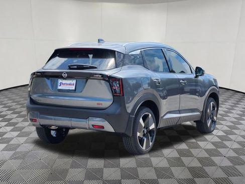 New 2025 Nissan Kicks SR image 3