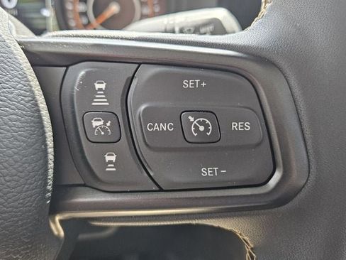 New 2024 Jeep Gladiator Sport image 22