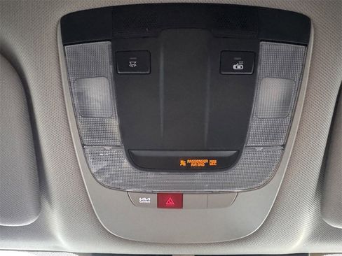 New 2026 Kia Sorento S w/ S Panoramic Sunroof Package image 23