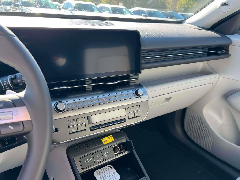New 2027 Hyundai Kona SEL Premium AWD/4WD image 11