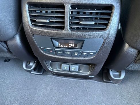Used 2019 Acura MDX FWD image 40