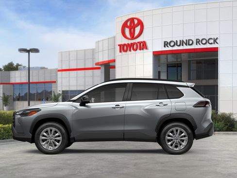 New 2026 Toyota Corolla Cross LE FWD image 4