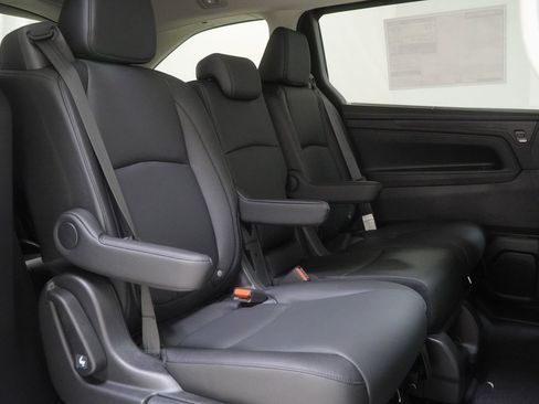 New 2026 Honda Odyssey EX-L image 41