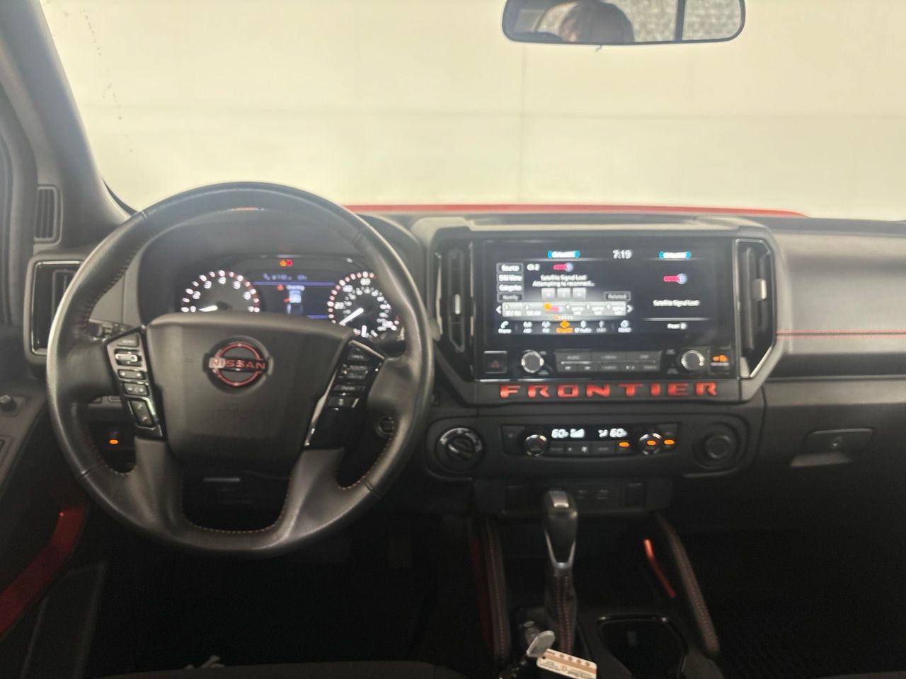 Used 2025 Nissan Frontier PRO-4X w/ Interior Protection Package AWD/4WD image 27