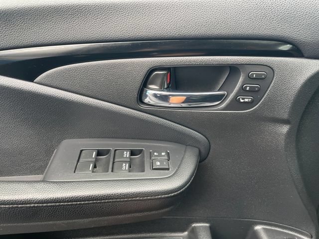 Used 2019 Honda Pilot Touring image 21