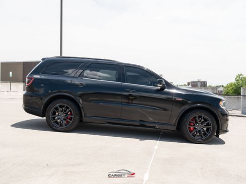 Used 2018 Dodge Durango SRT w/ Technology Group AWD/4WD image 8