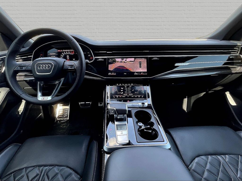 Used 2023 Audi SQ8 Prestige AWD/4WD image 7