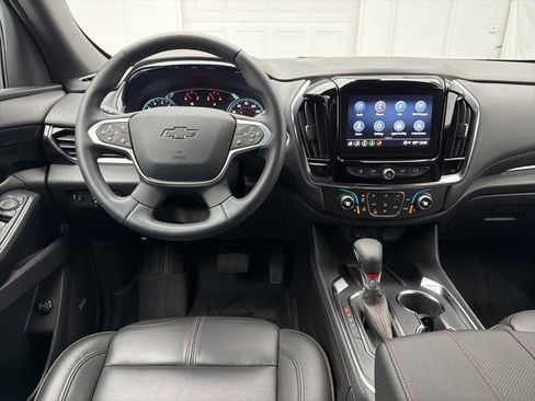 Certified 2023 Chevrolet Traverse RS image 17