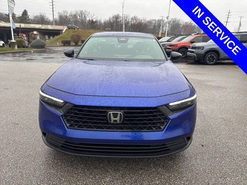 Used 2024 Honda Accord Sport image 2