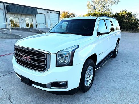 Used 2019 GMC Yukon XL SLE image 7