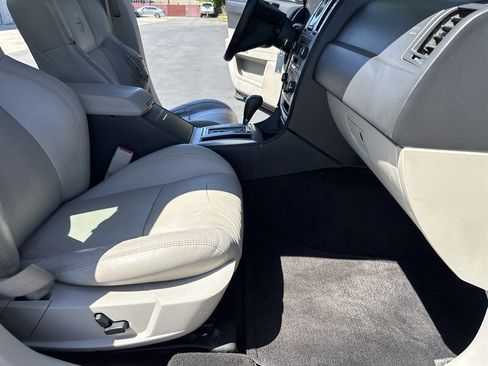 Used 2006 Chrysler 300 C RWD image 49