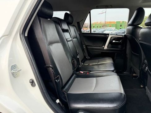 Used 2020 Toyota 4Runner SR5 Premium w/ Moonroof Package image 17