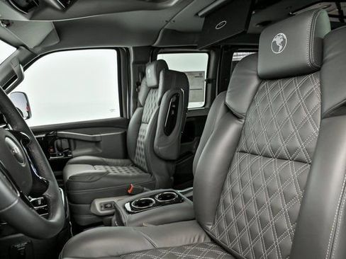 New 2025 GMC Savana 2500 w/ Driver Convenience Package image 12