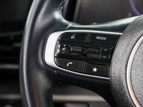 Used 2024 Kia Sportage EX FWD image 13
