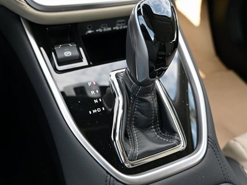 New 2025 Subaru Outback Limited image 23