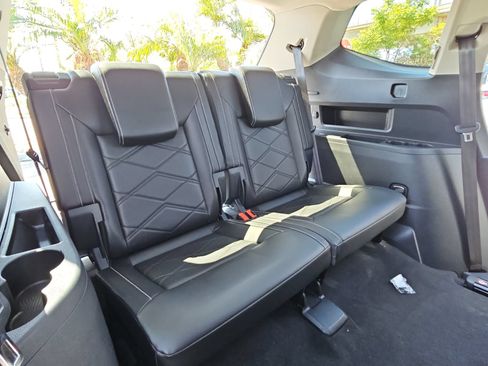 Certified 2024 Volkswagen Atlas SE AWD/4WD image 12