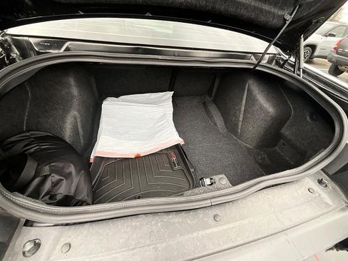 Used 2016 Dodge Challenger SRT Hellcat image 10