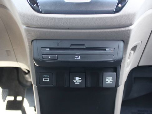 Used 2023 Honda Odyssey Elite image 24
