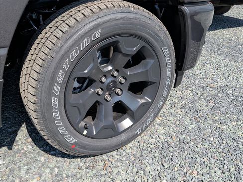 New 2026 RAM 1500 Express image 5