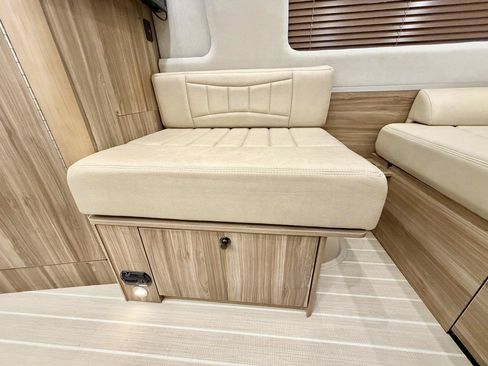 Used 2020 Mercedes-Benz Sprinter 3500 image 83